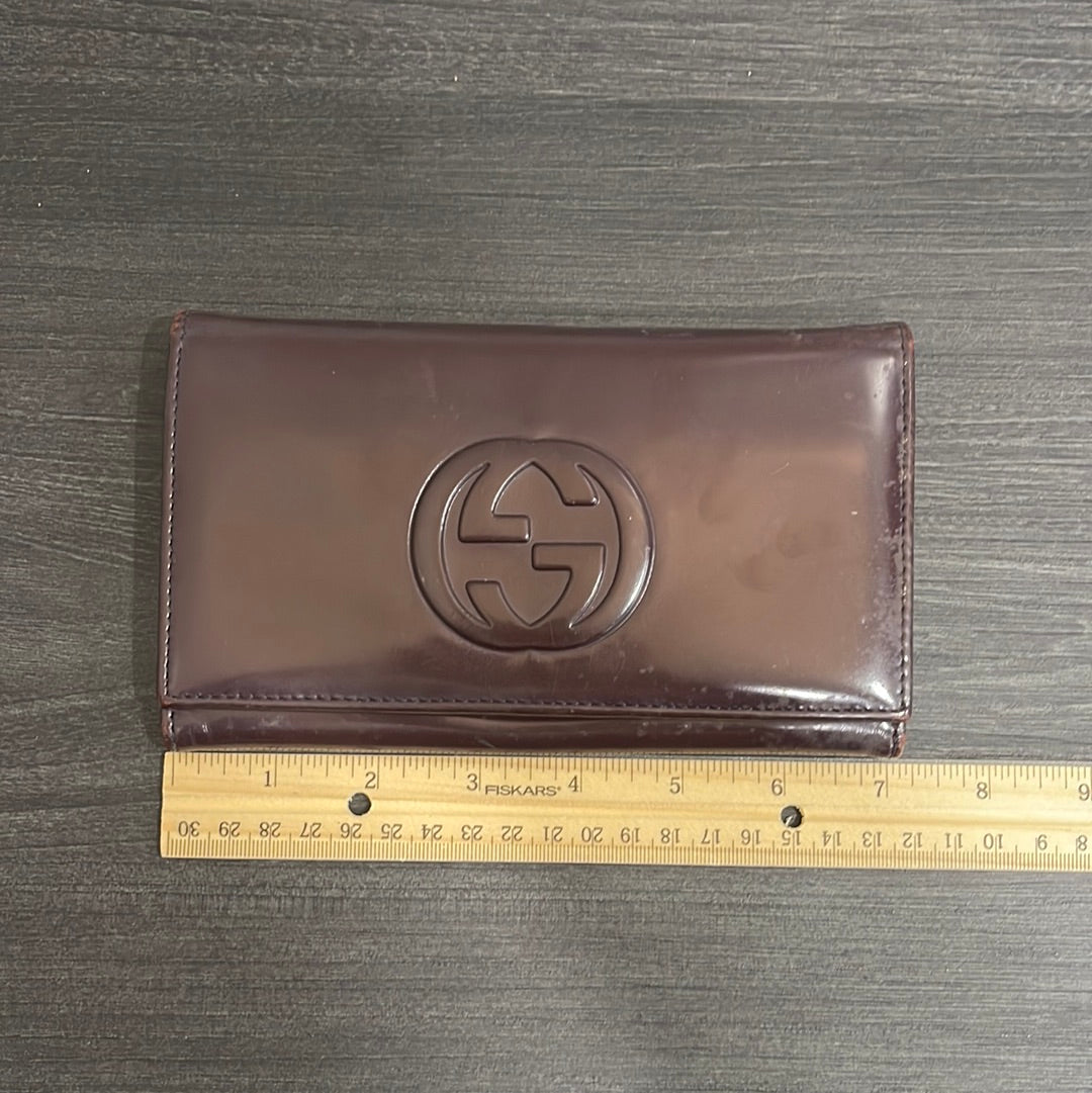 SOLD! Gucci Leather Wallet