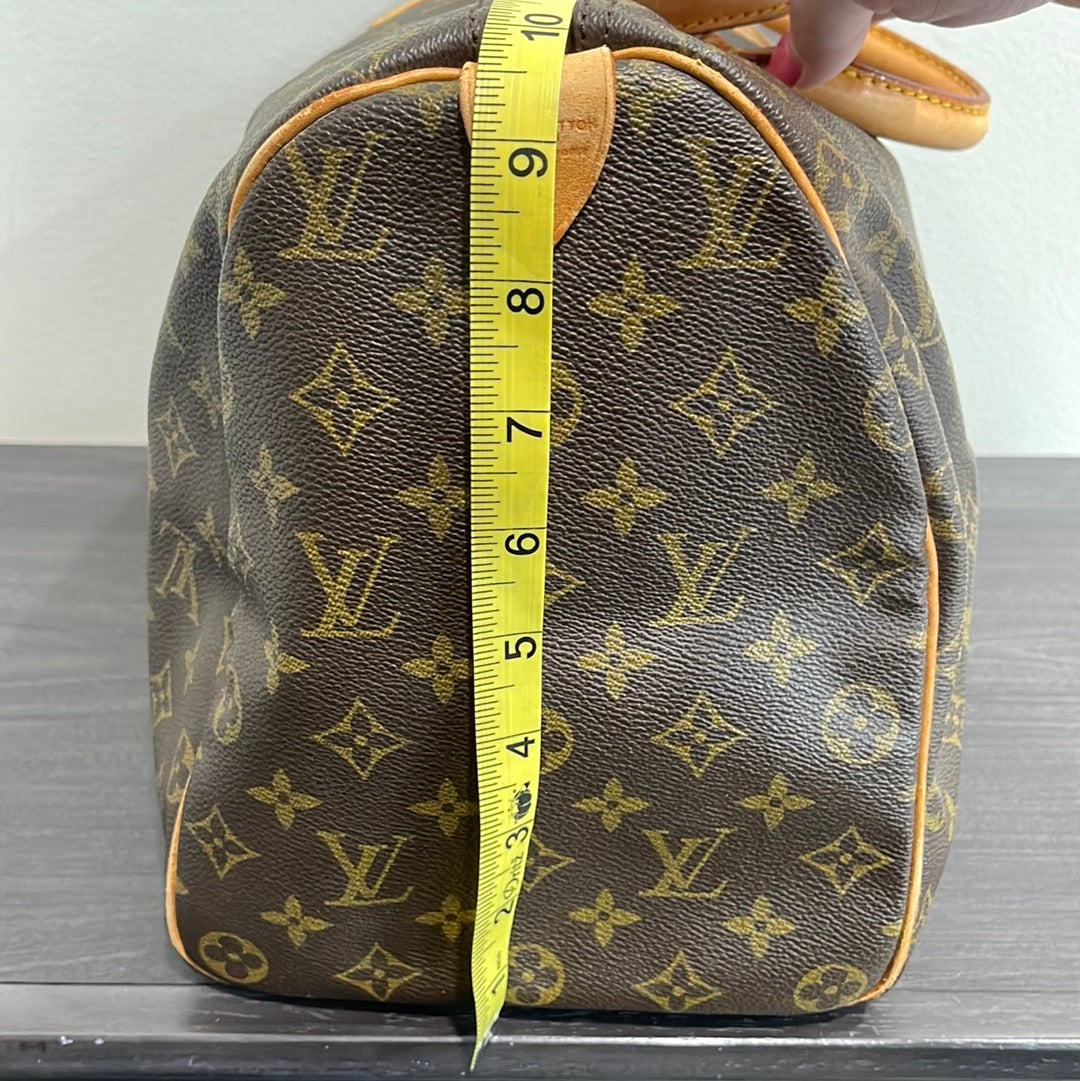 SOLD! Louis Vuitton Monogram Speedy 40