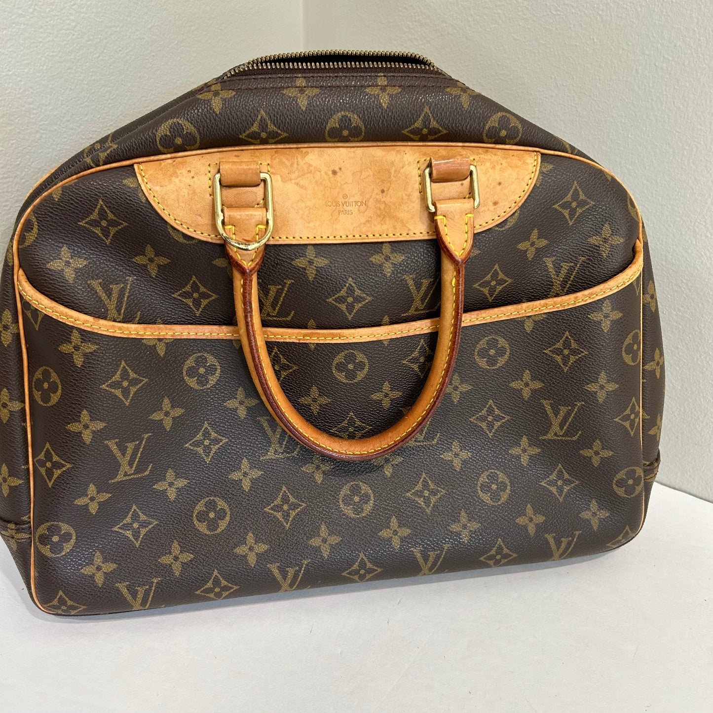 SOLD! Louis Vuitton Deauville
