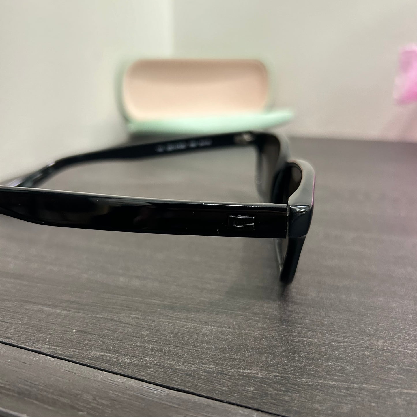 CLEARANCE Gucci Black Sunglasses