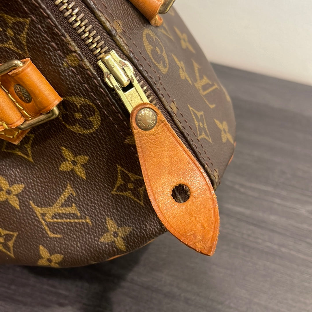 SOLD! Louis Vuitton Speedy 30