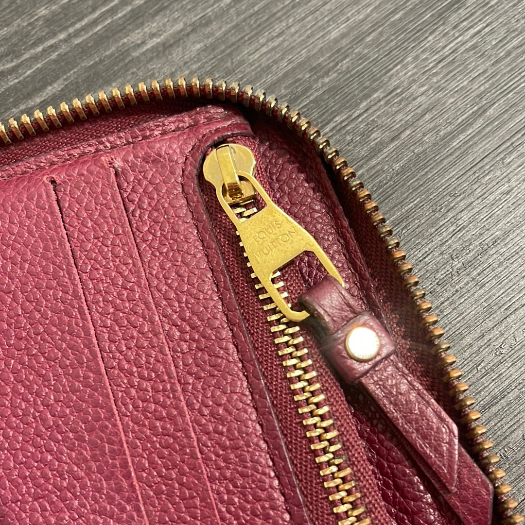SOLD! Louis Vuitton Empreinte Zippy Wallet