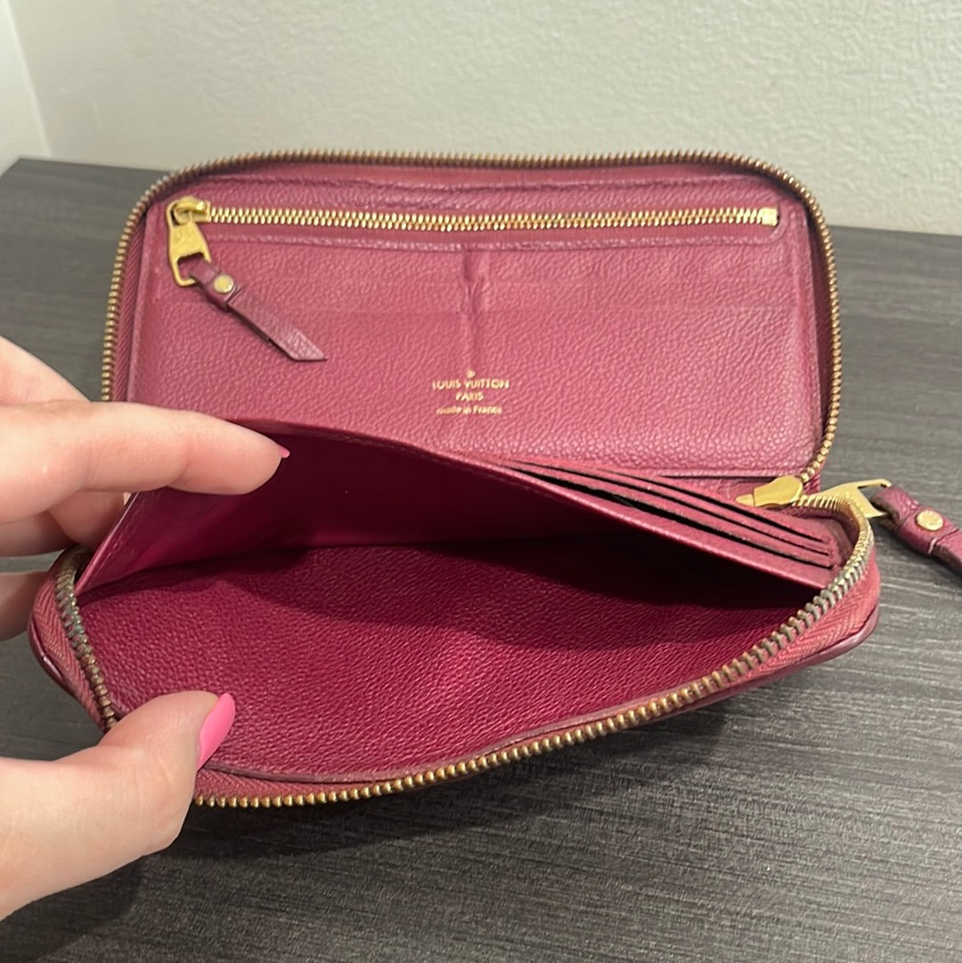 SOLD! Louis Vuitton Empreinte Zippy Wallet
