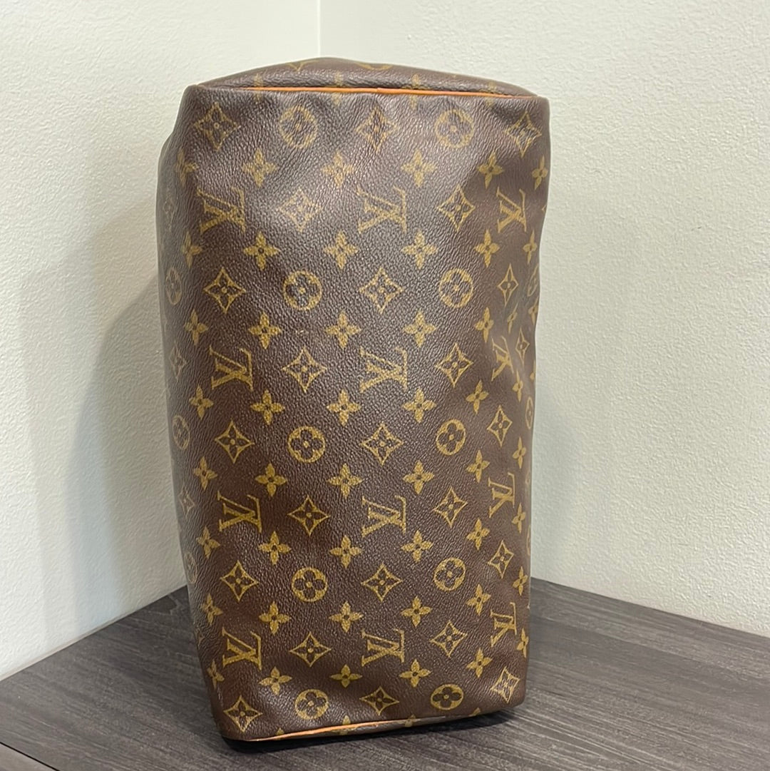 SOLD! Louis Vuitton Monogram Speedy 35 with Lock & Key