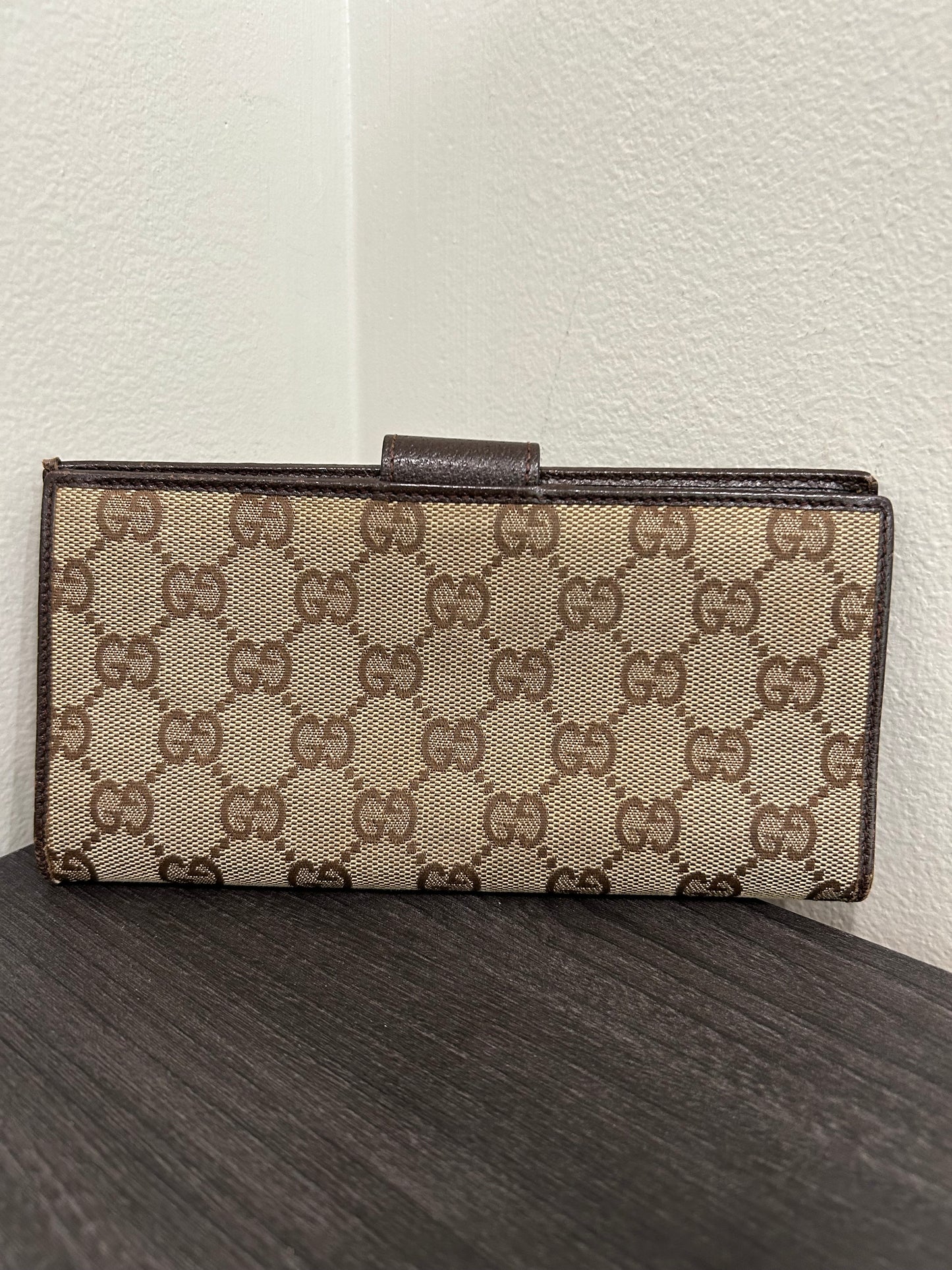 SOLD! Gucci GG Wallet
