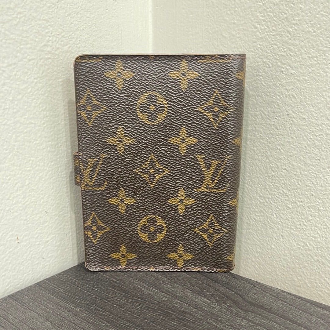 SOLD! Louis Vuitton Agenda PM