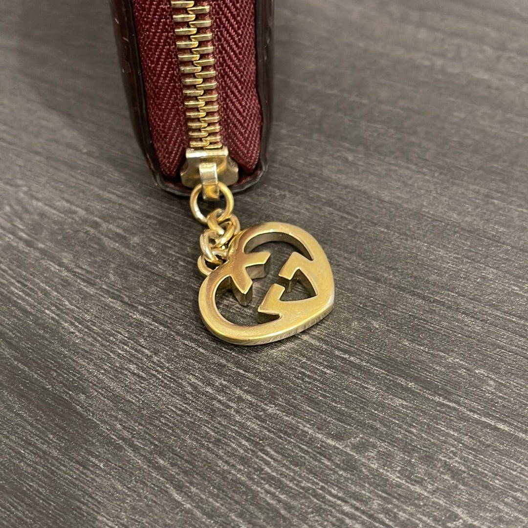 SOLD! Gucci GG Wallet