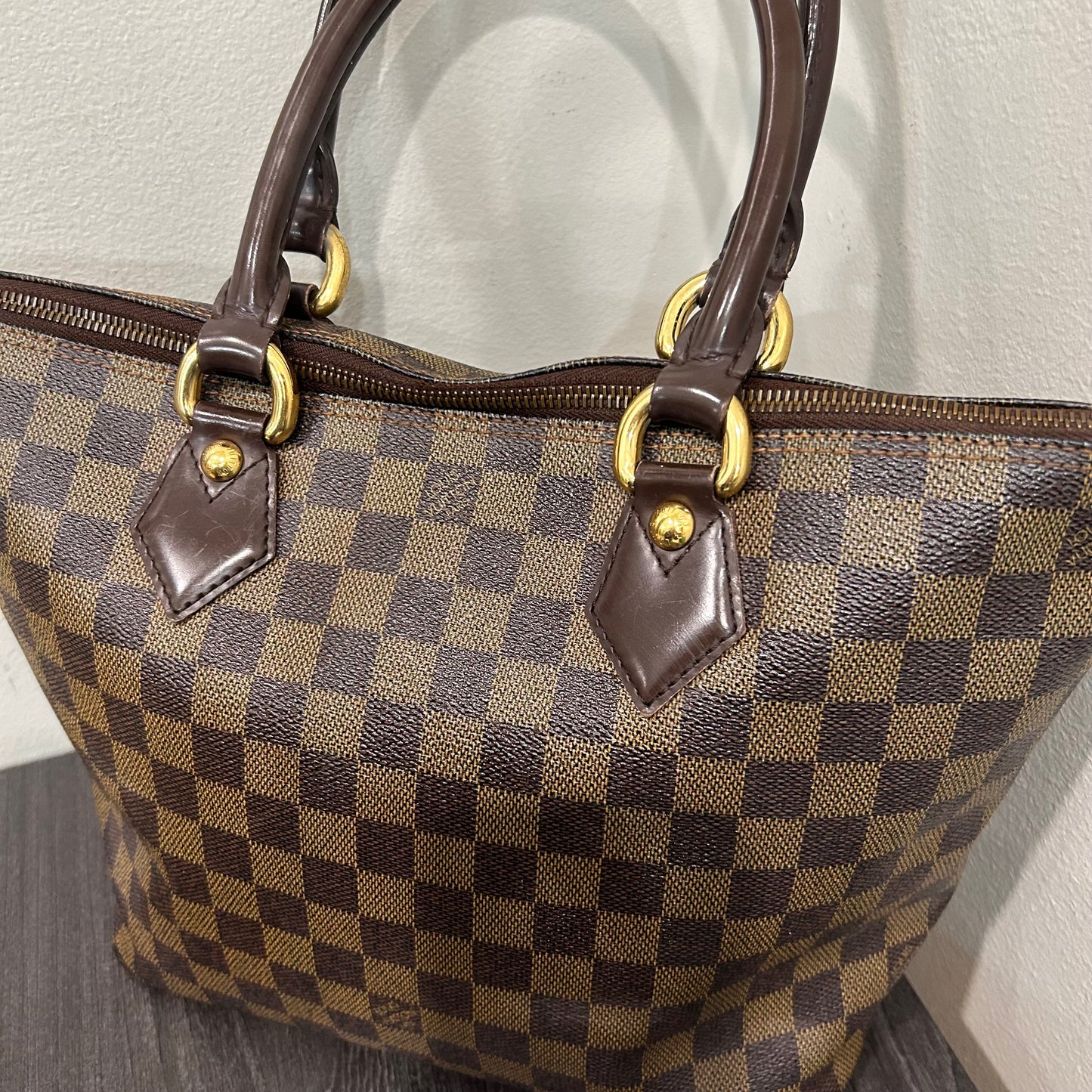 #108 LOUIS VUITTON Damier Saleya PM
