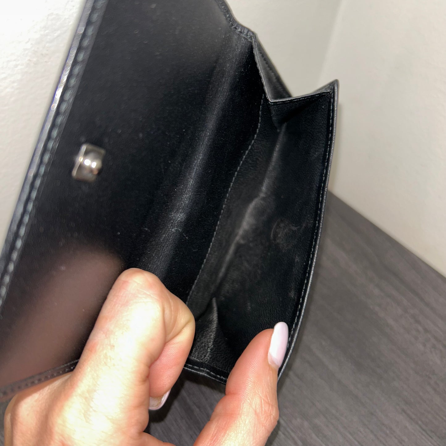 #175 GUCCI Leather Wallet