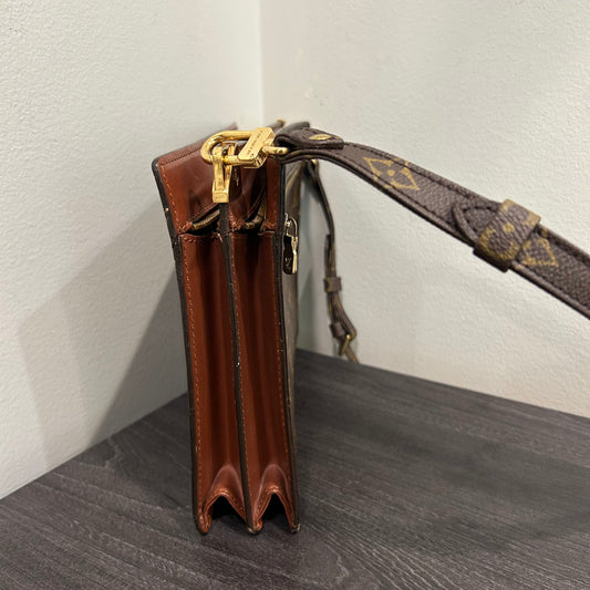 #211 RARE! LOUIS VUITTON Angian