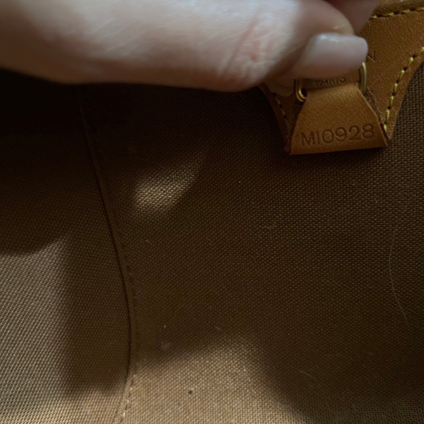 SOLD! Louis Vuitton Ellipse MM