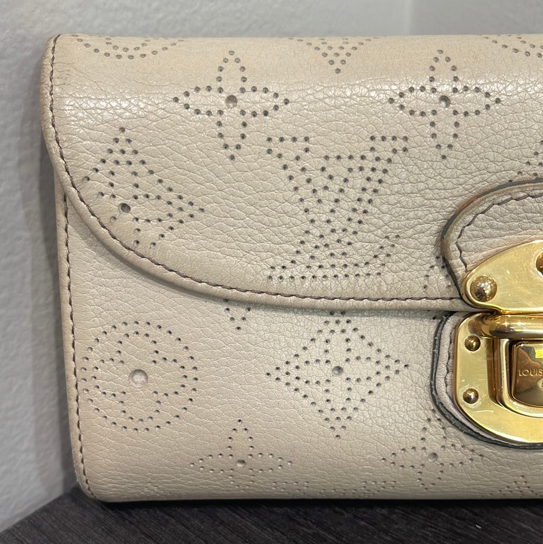SOLD! Louis Vuitton Mahina Wallet