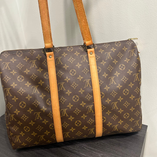 #205 LOUIS VUITTON Flannery 45