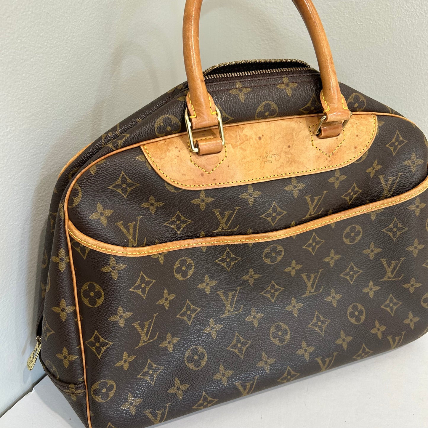 SOLD! Louis Vuitton Deauville