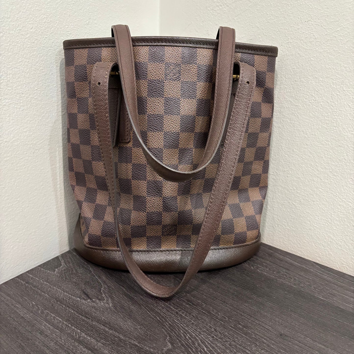 CLEARANCE #340 LOUIS VUITTON Damier Bucket PM