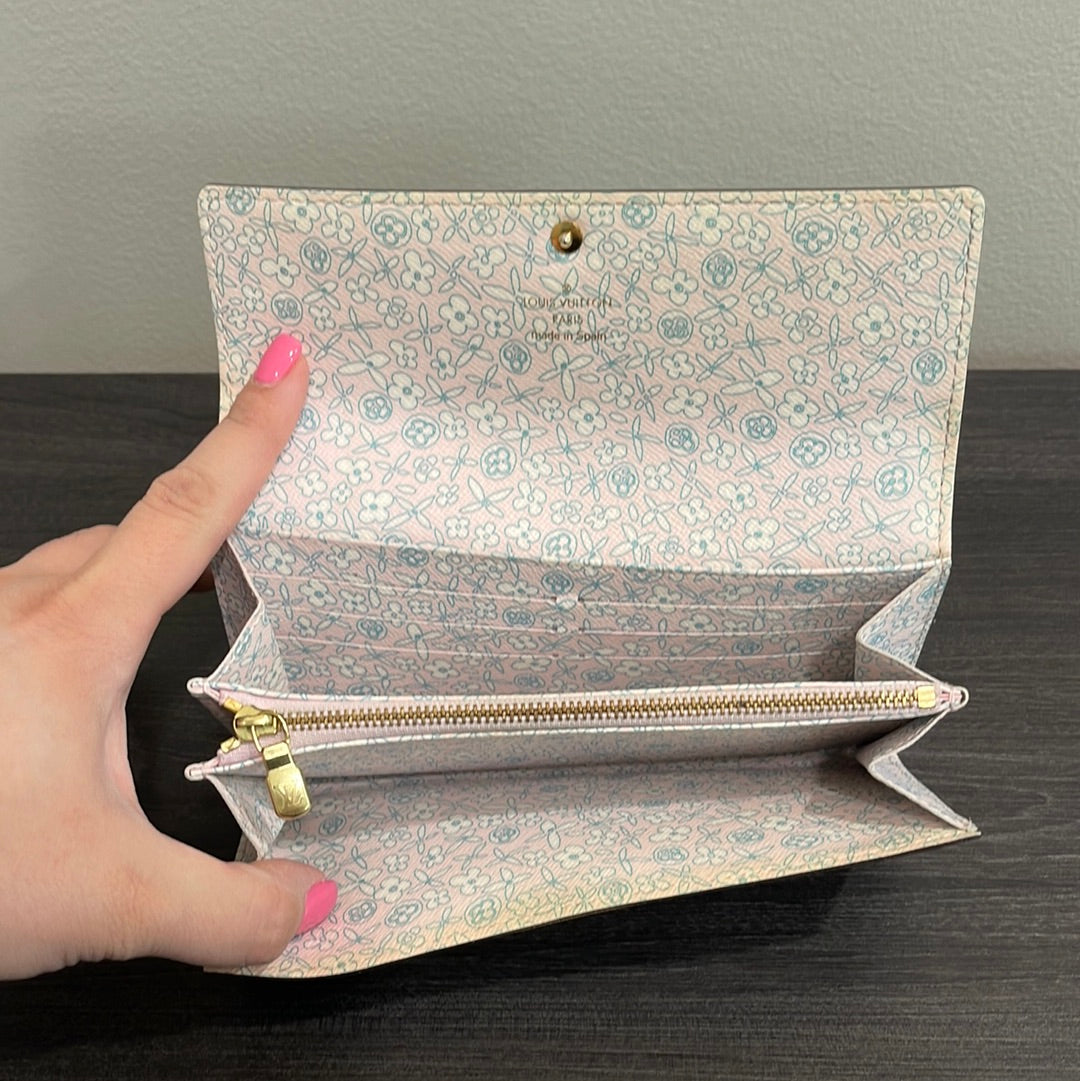 SOLD! Louis Vuitton Monogram Fleuri Sarah Wallet