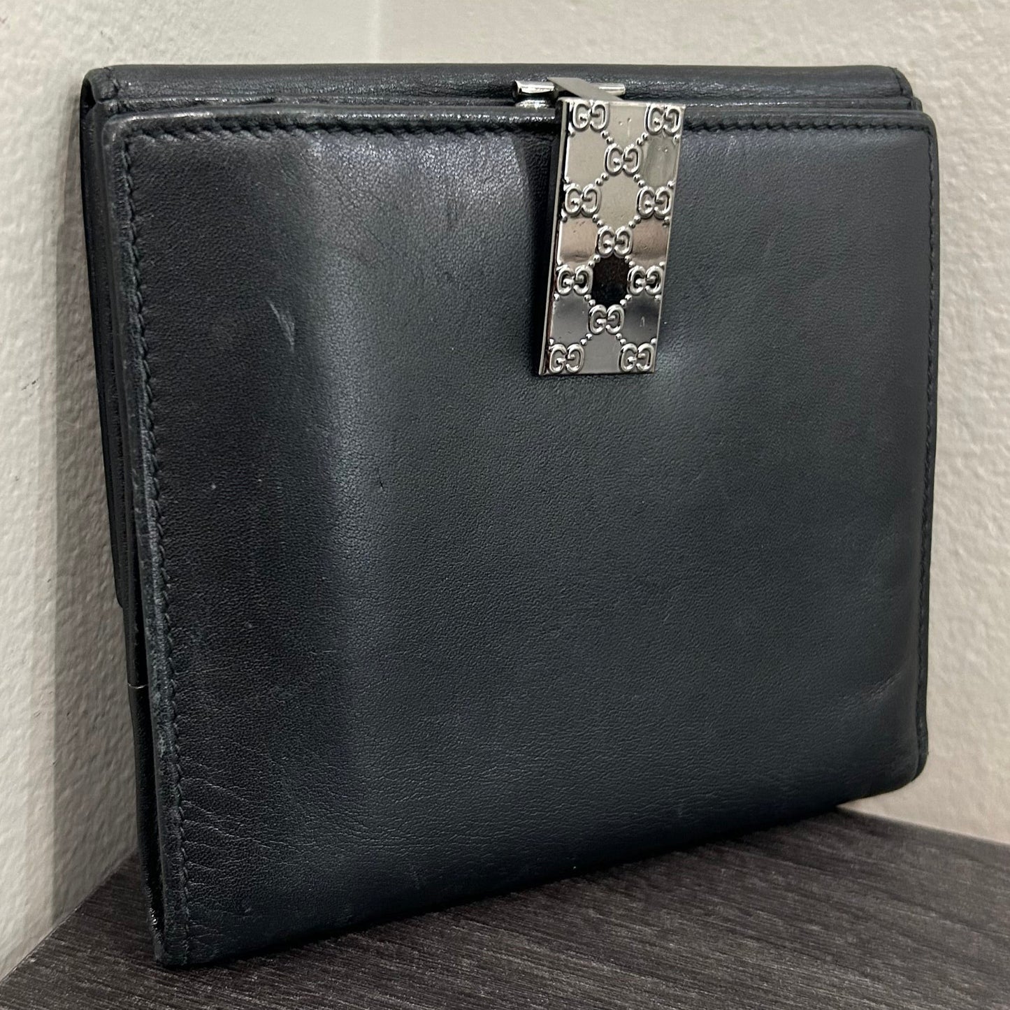 #175 GUCCI Leather Wallet