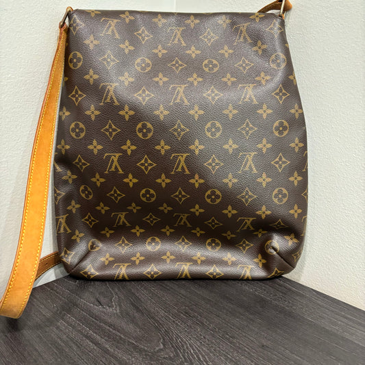 #335 LOUIS VUITTON Musette
