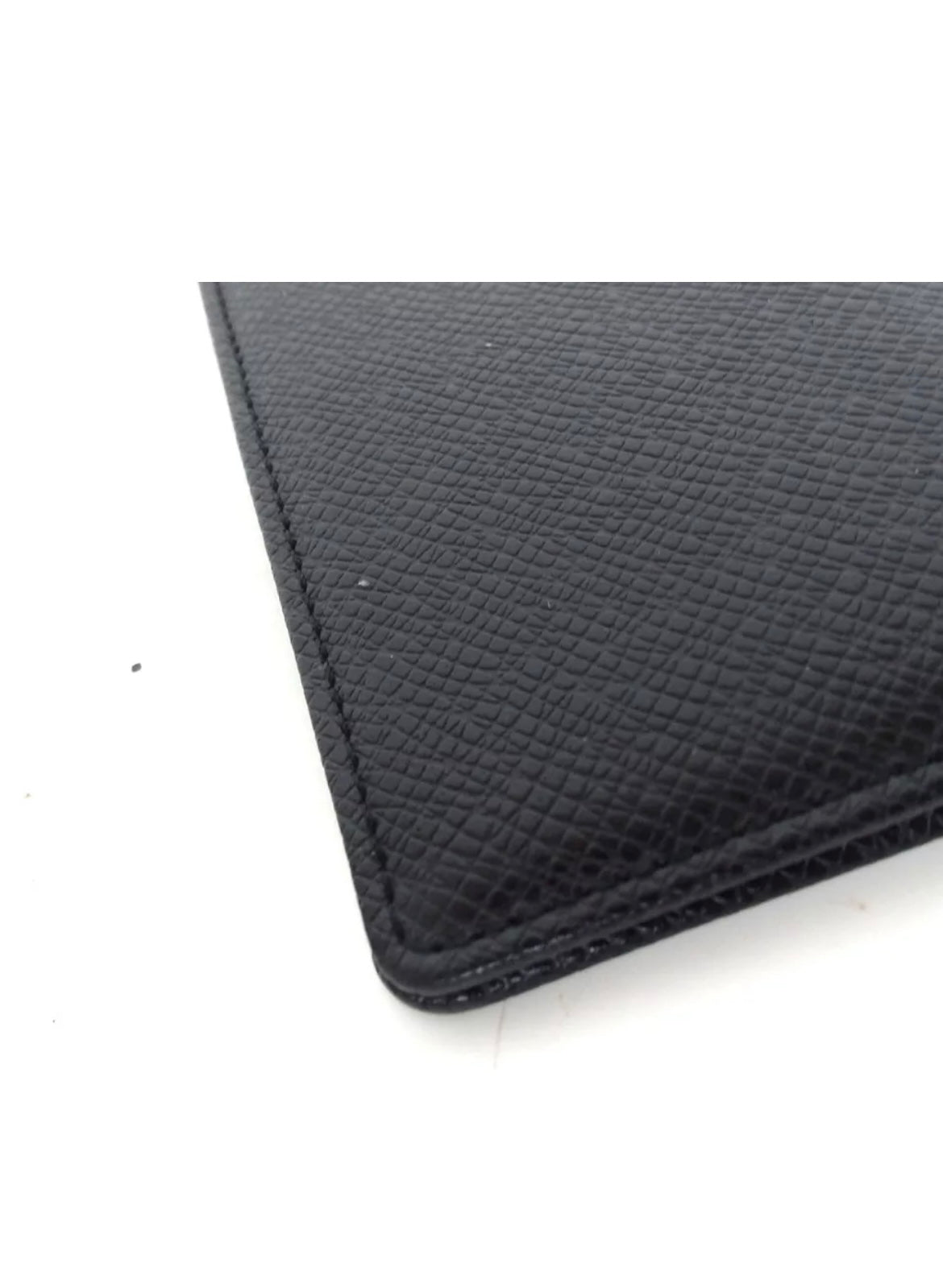SOLD! Louis Vuitton Card Holder