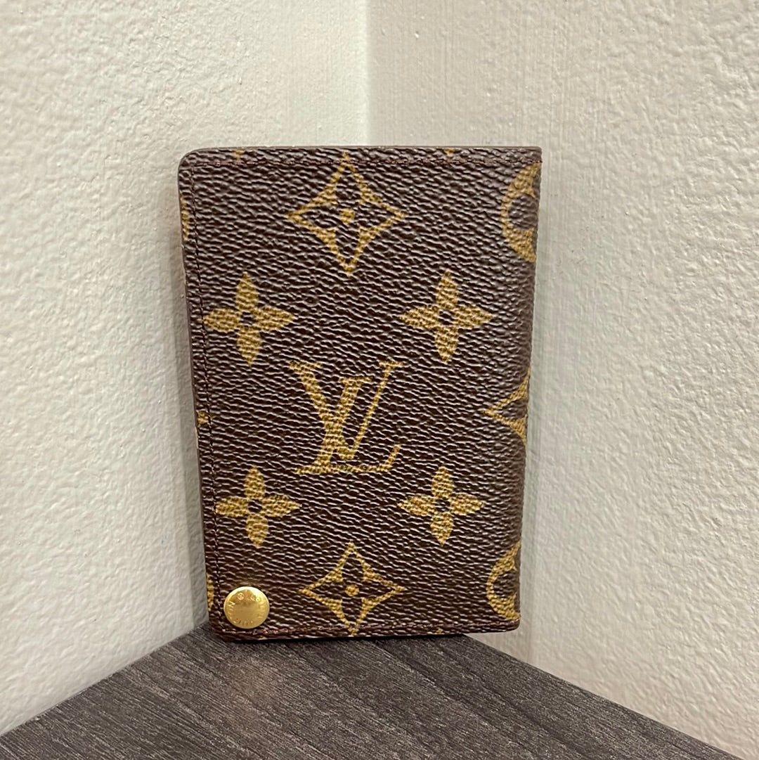 SOLD! Gucci Leather Wallet and Louis Vuitton Card Holder
