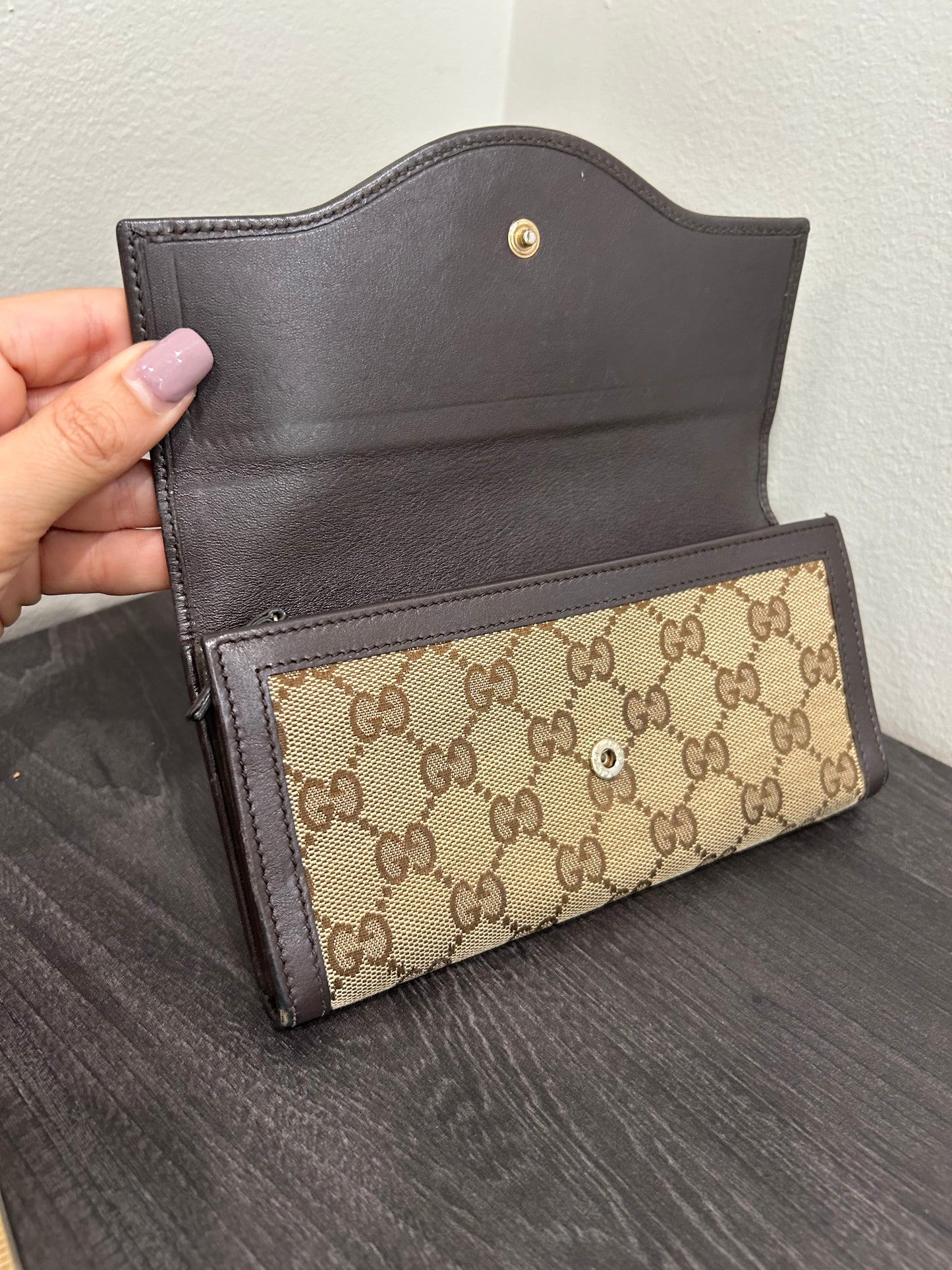 SOLD! Gucci GG Wallet NEEDS REPAIR