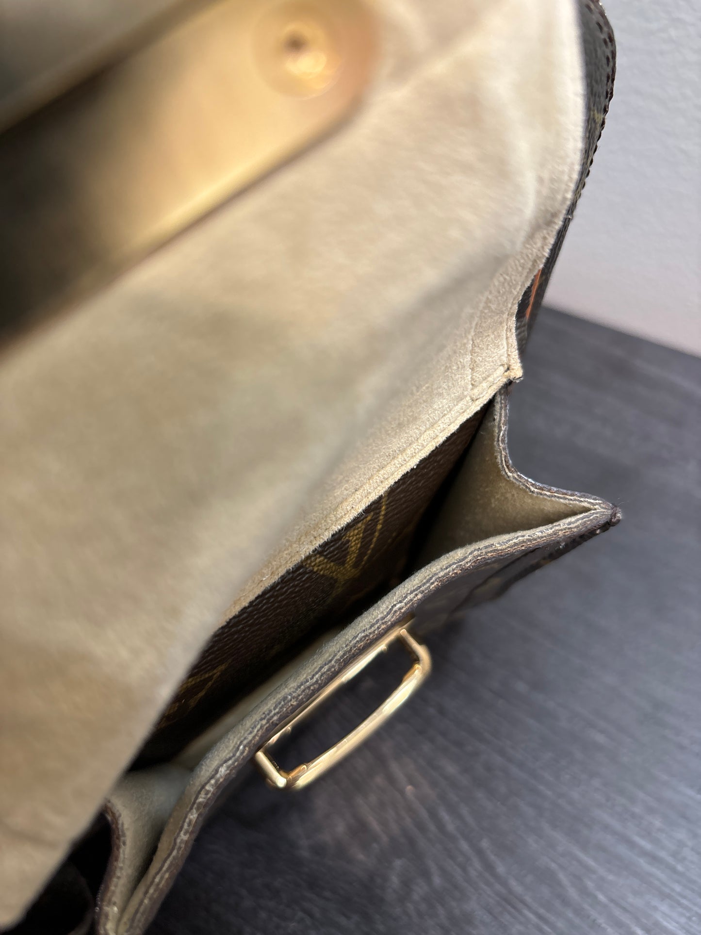 24 HOUR FLASH SALE #307 LOUIS VUITTON Manhattan PM