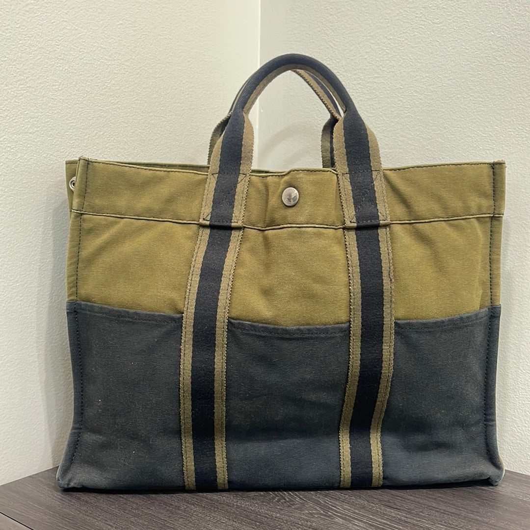 SOLD! Hermès Toile Fourre-Tout PM Tote