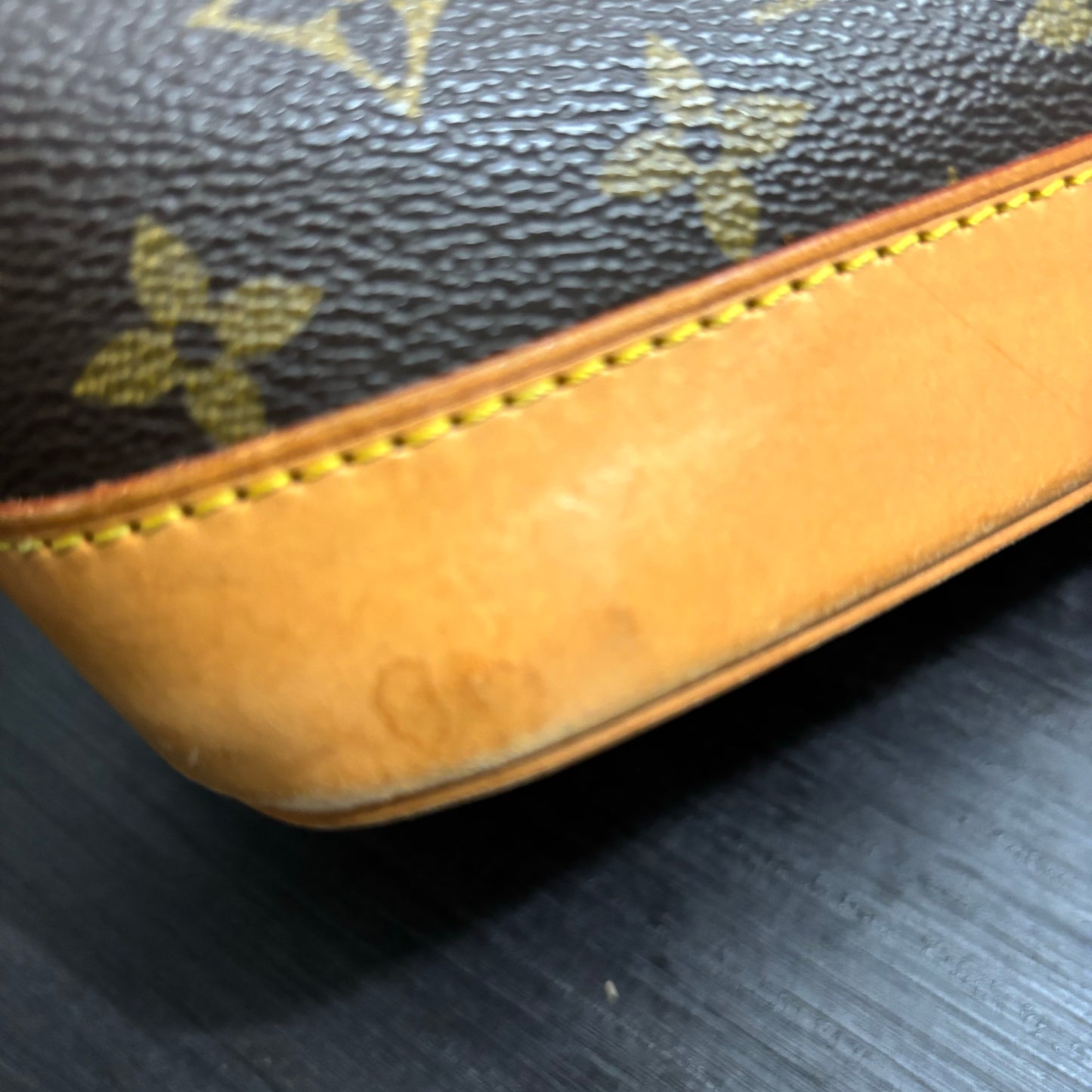 #249 LOUIS VUITTON Alma