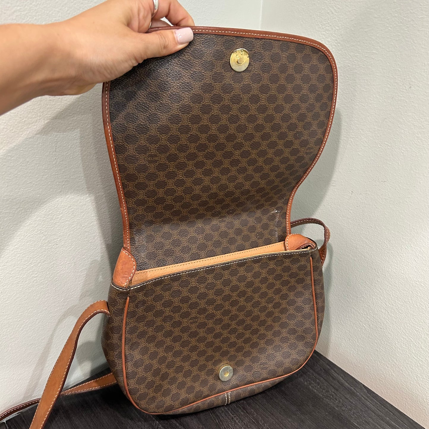 #256 CELINE Crossbody