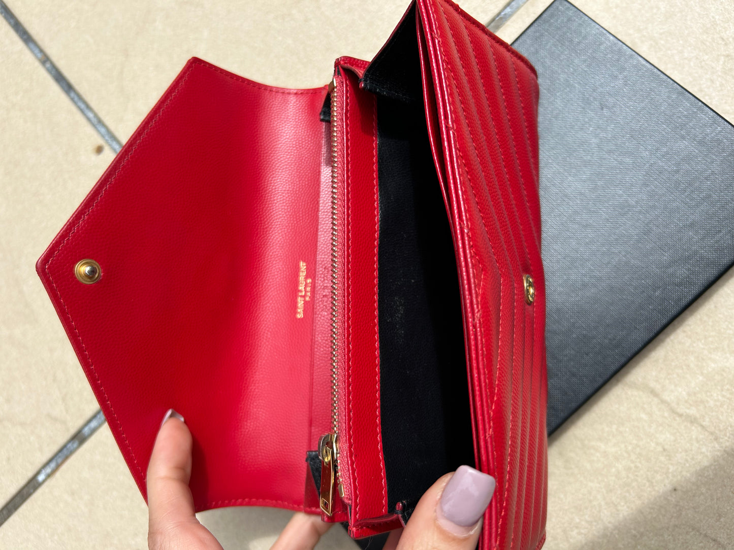 FRIDAY DEALš„ YSL Caviar Cassandra Wallet *Extra 50% Off for Subscribers*