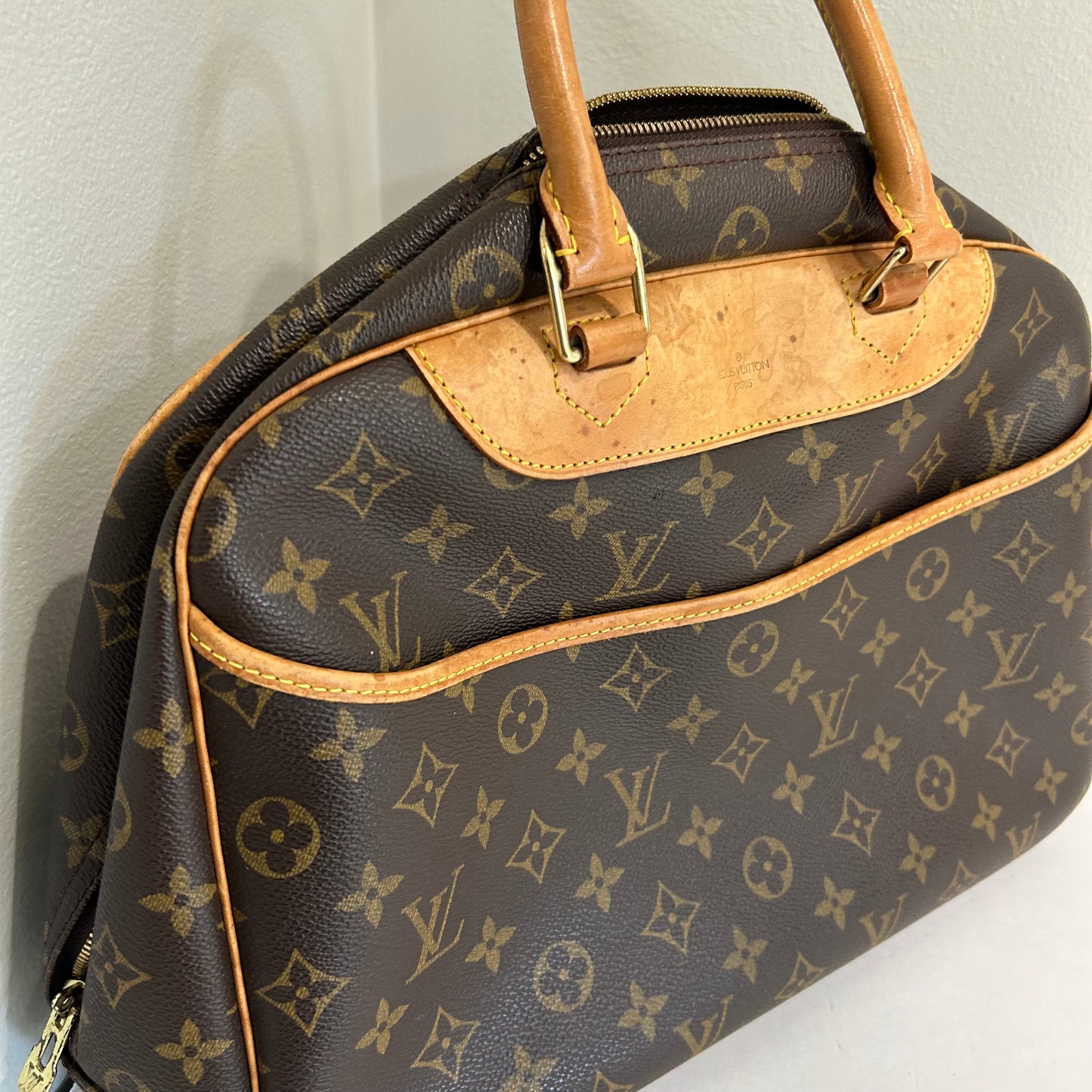 SOLD! Louis Vuitton Deauville