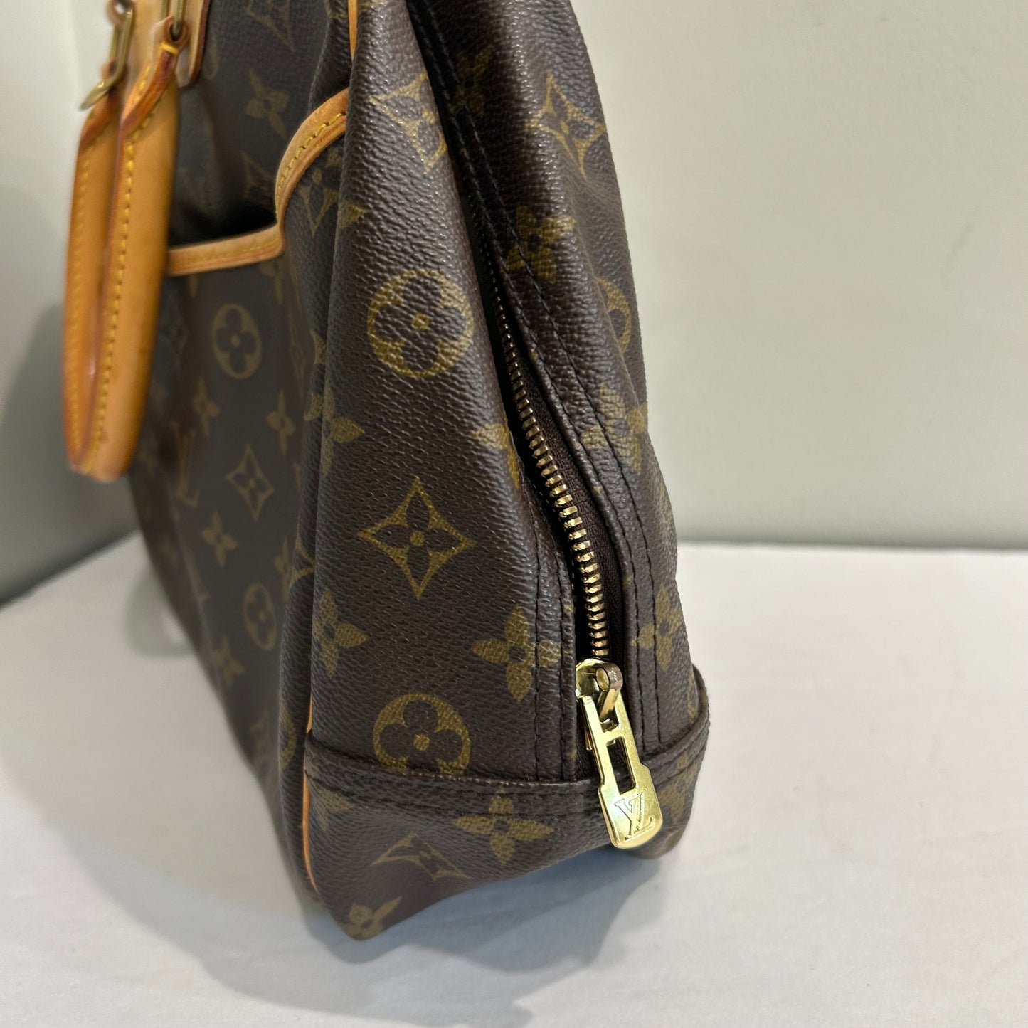 SOLD! Louis Vuitton Deauville