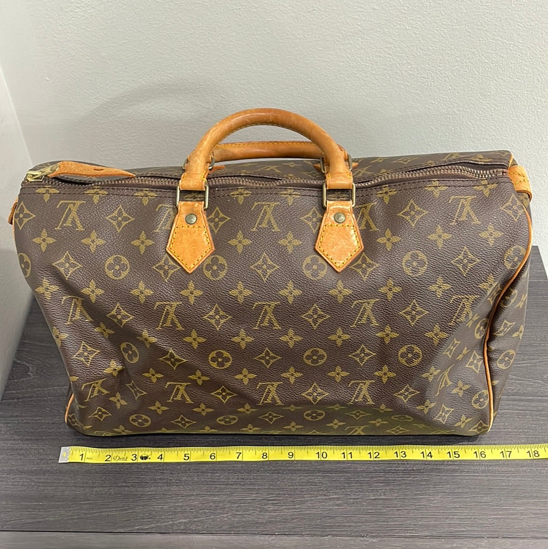 SOLD! Louis Vuitton Monogram Speedy 40