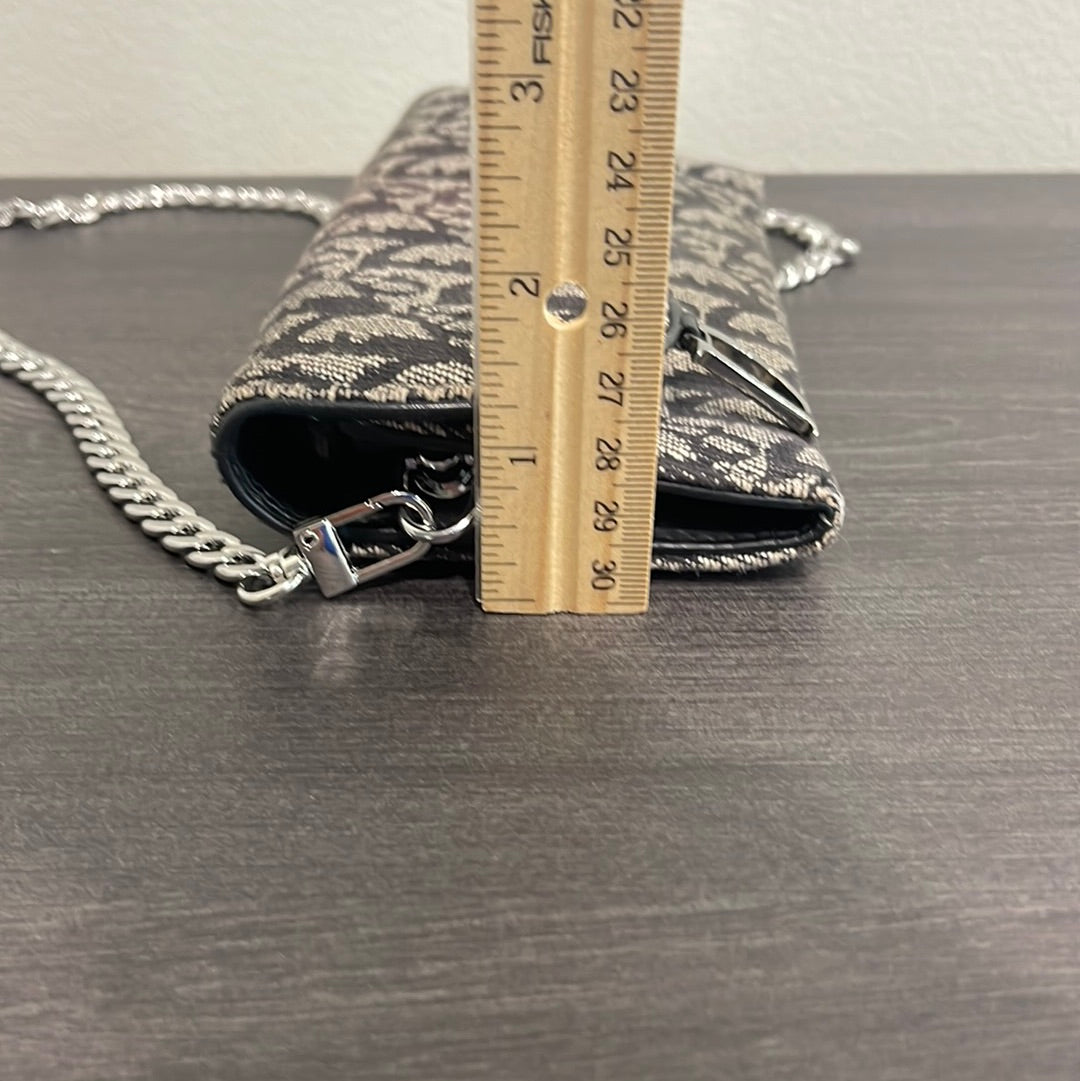 SOLD! Dior Wallet on Chain