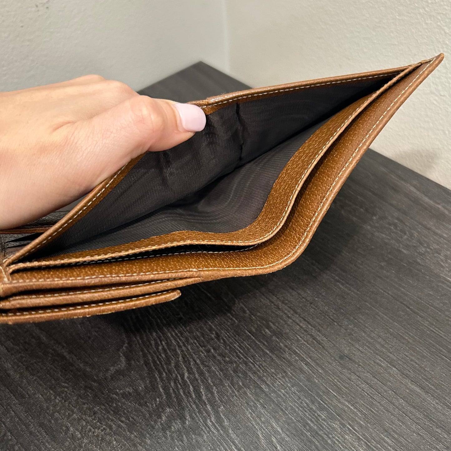 #173 GUCCI Canvas Wallet