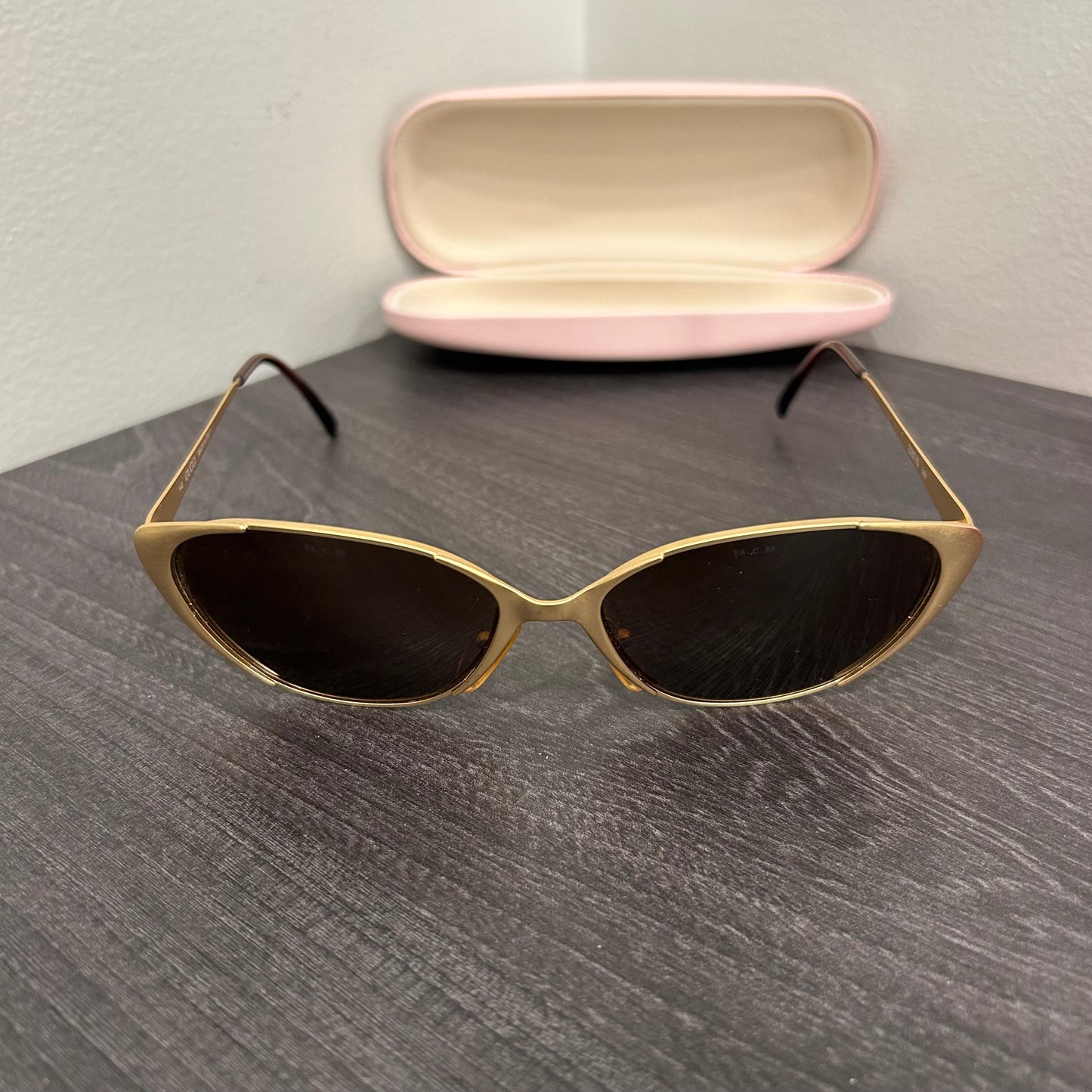 CLEARANCE Gucci Retro Gold Sunglasses
