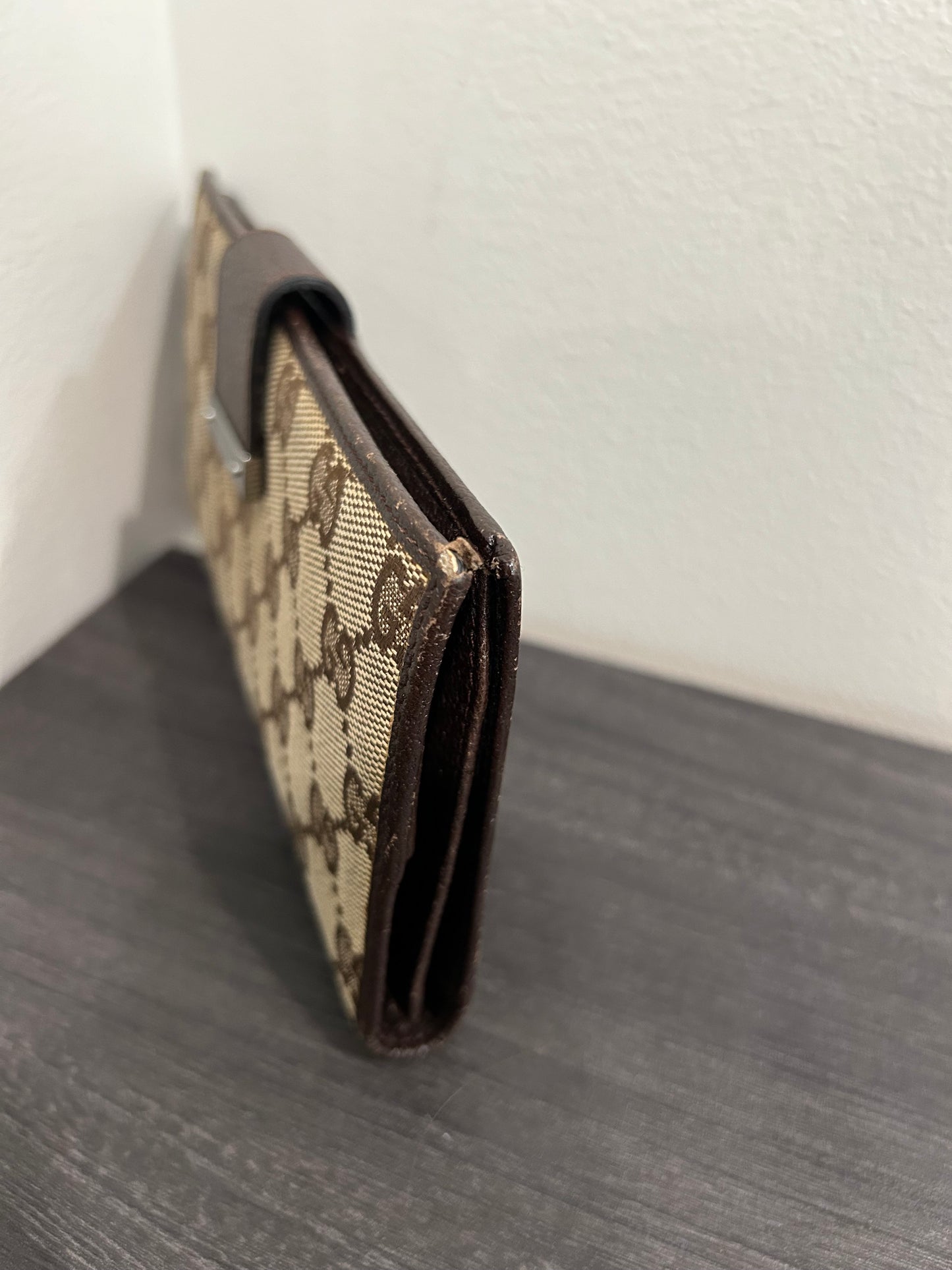 SOLD! Gucci GG Wallet