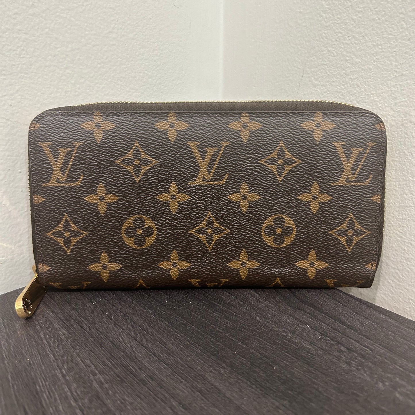 SOLD! Louis Vuitton Monogram Zippy Wallet
