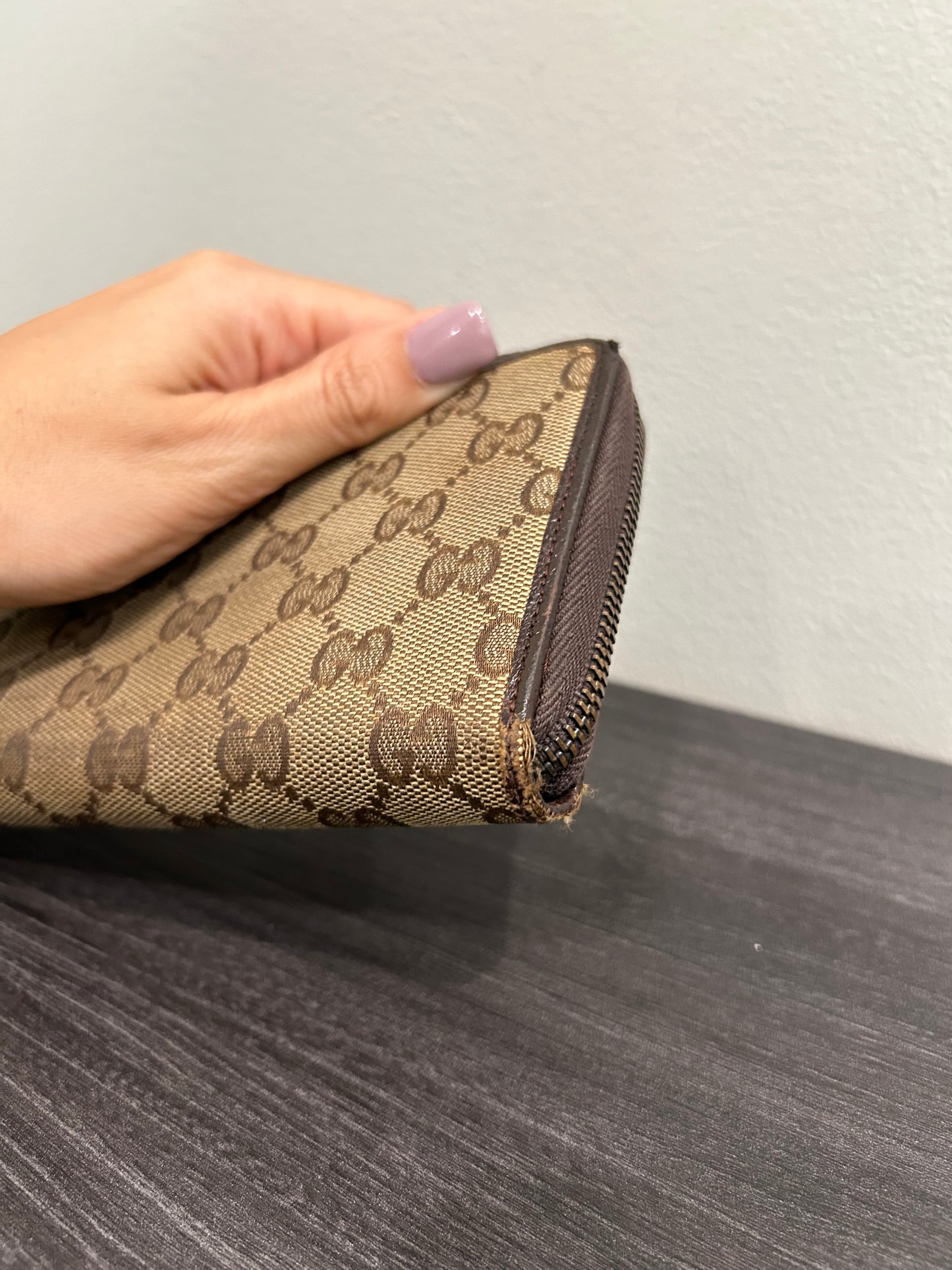 SOLD! Gucci GG Wallet