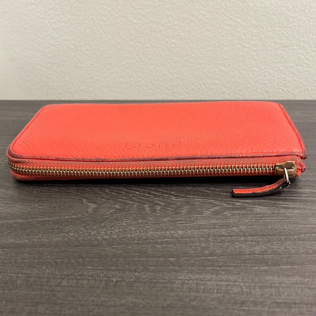 SOLD! Gucci Leather Wallet and Louis Vuitton Card Holder