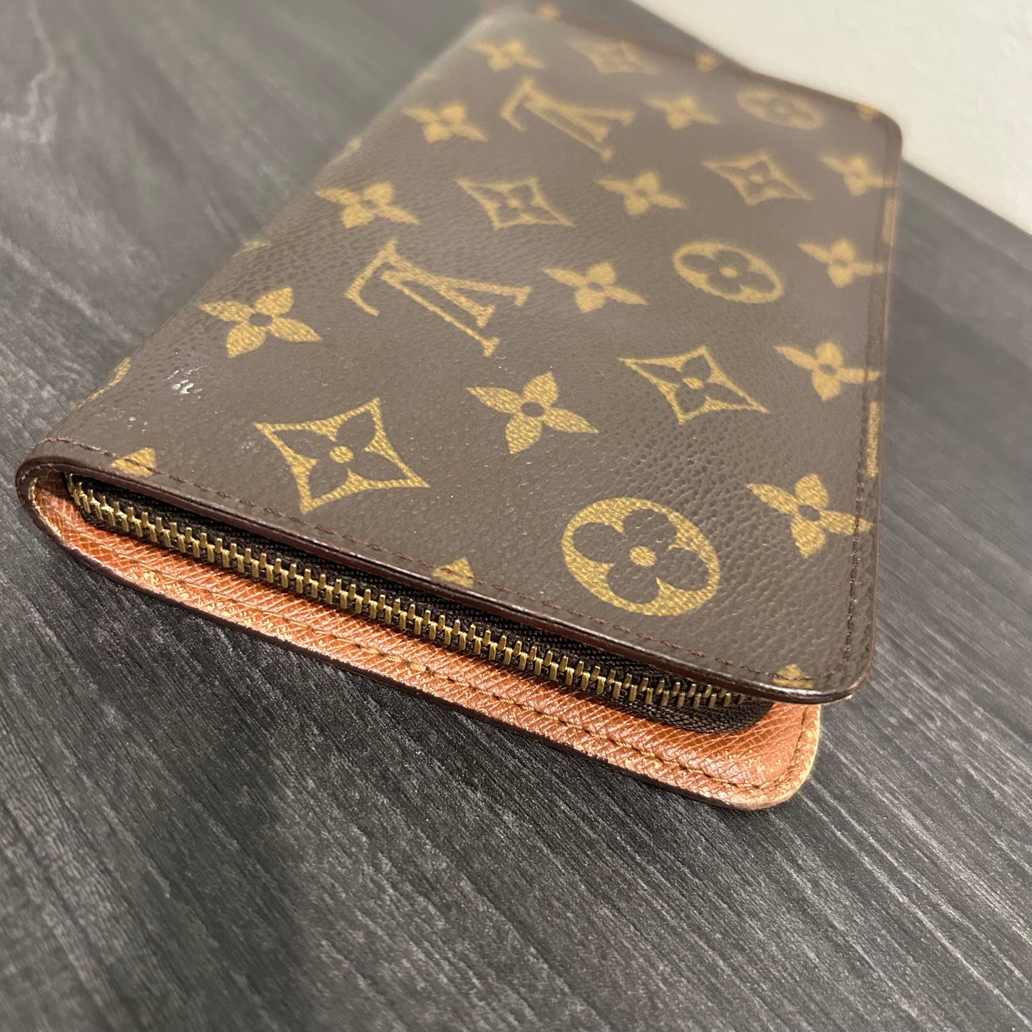 Louis Vuitton Zip Wallet