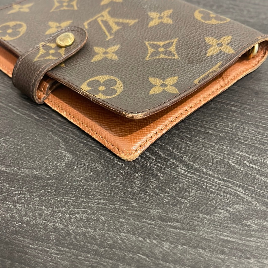 SOLD! Louis Vuitton Agenda PM