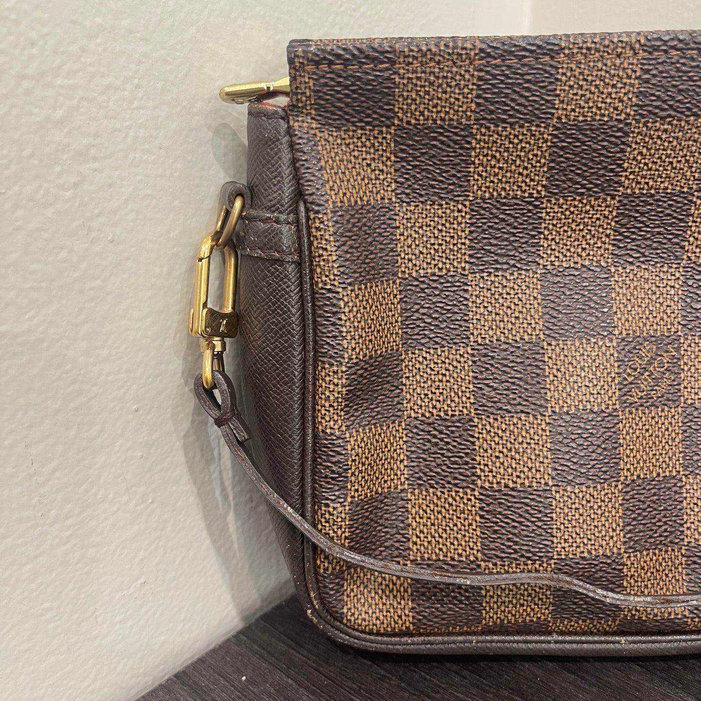 SOLD! Louis Vuitton Damier Ebene Trousse Make Up Bag Pochette