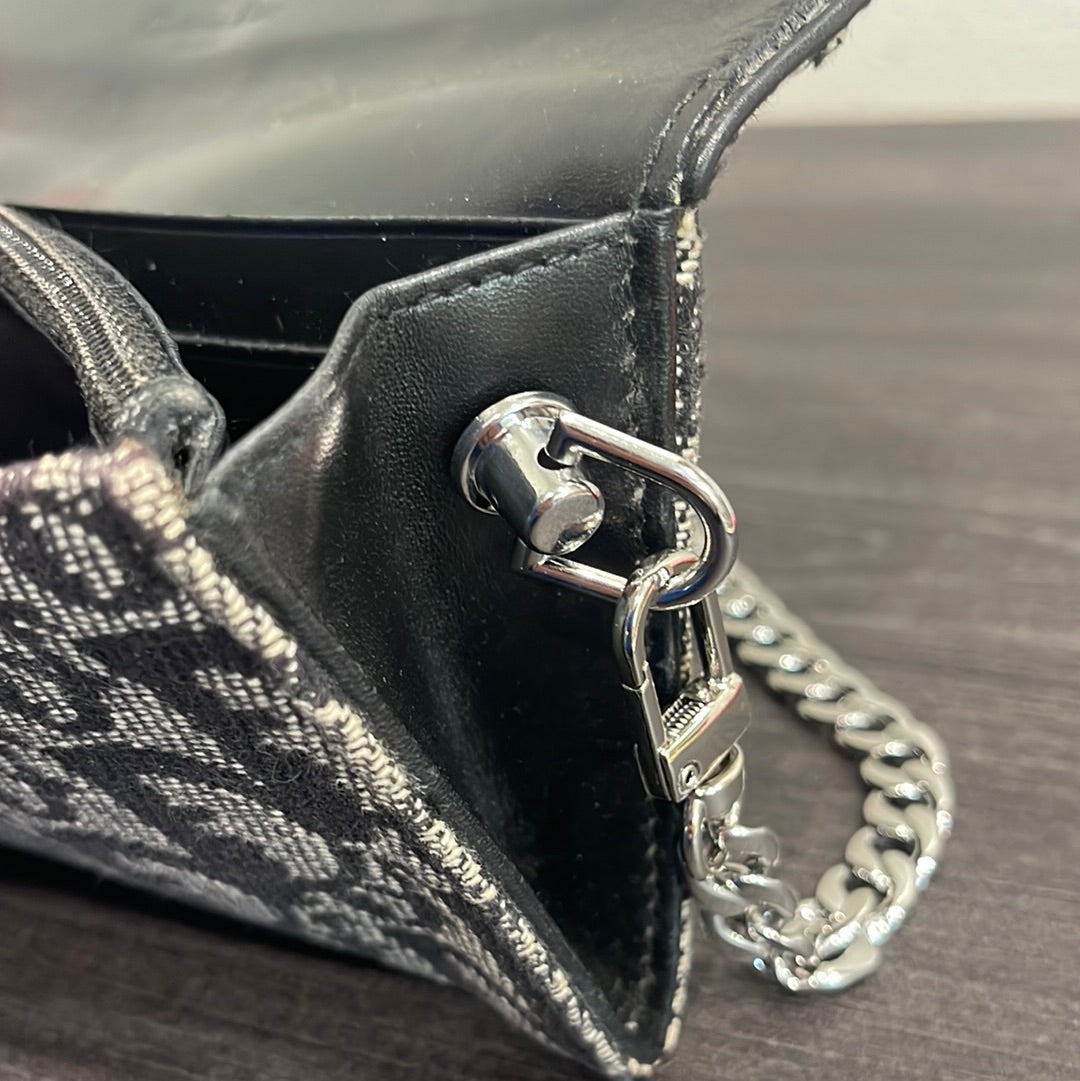 SOLD! Dior Wallet on Chain