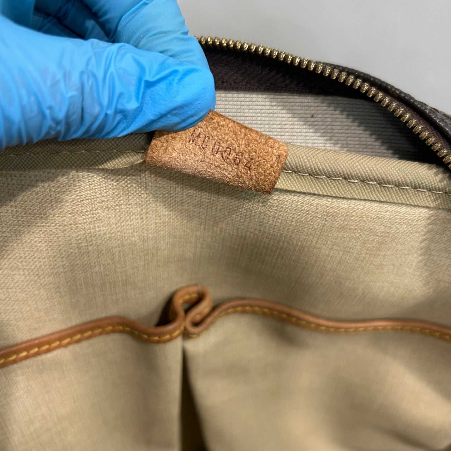 Louis Vuitton Monogram Deauville Travel Bag