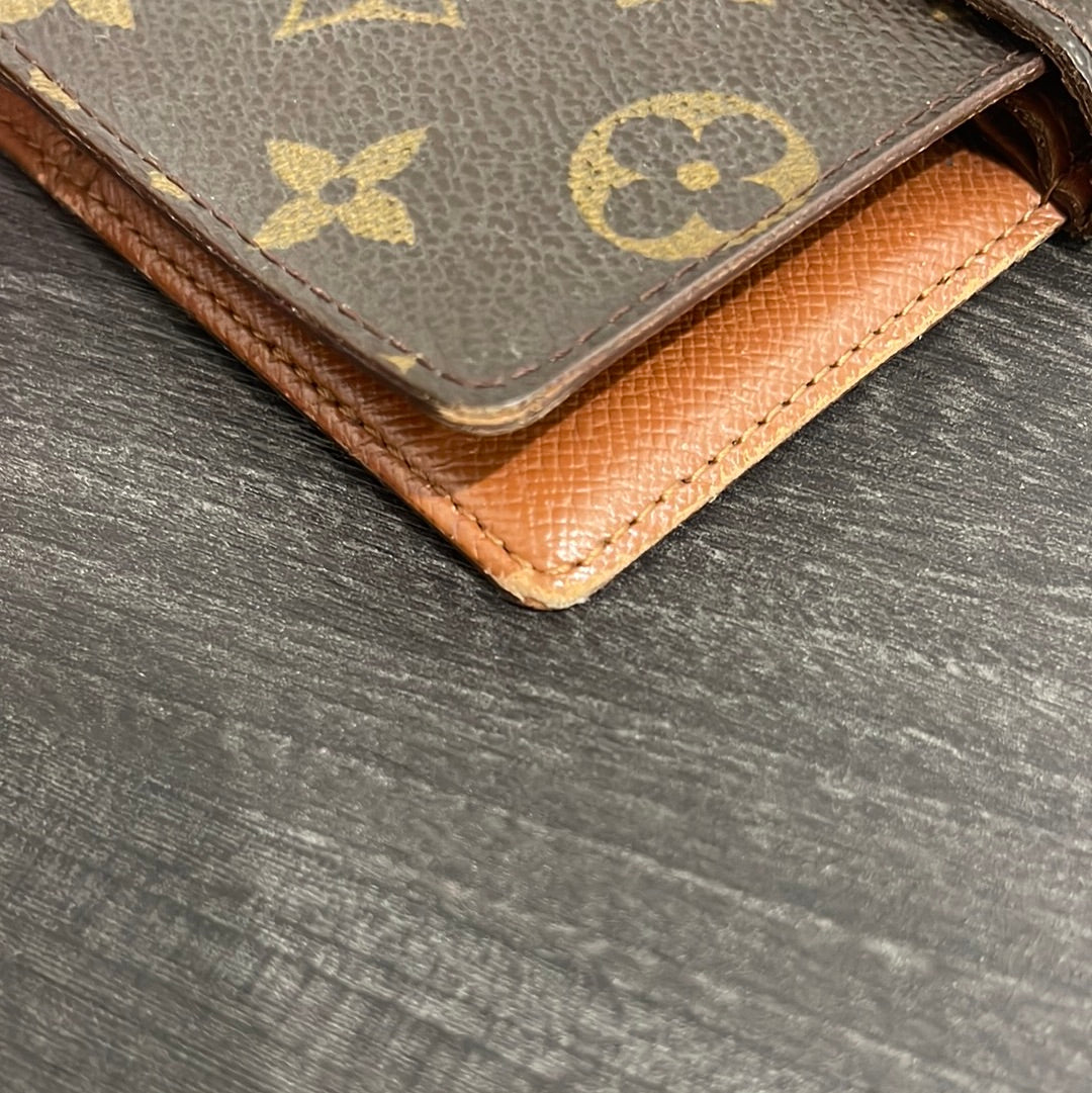 SOLD! Louis Vuitton Agenda PM