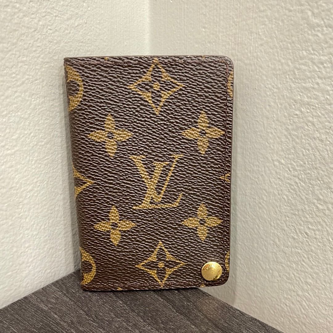 SOLD! Gucci Leather Wallet and Louis Vuitton Card Holder