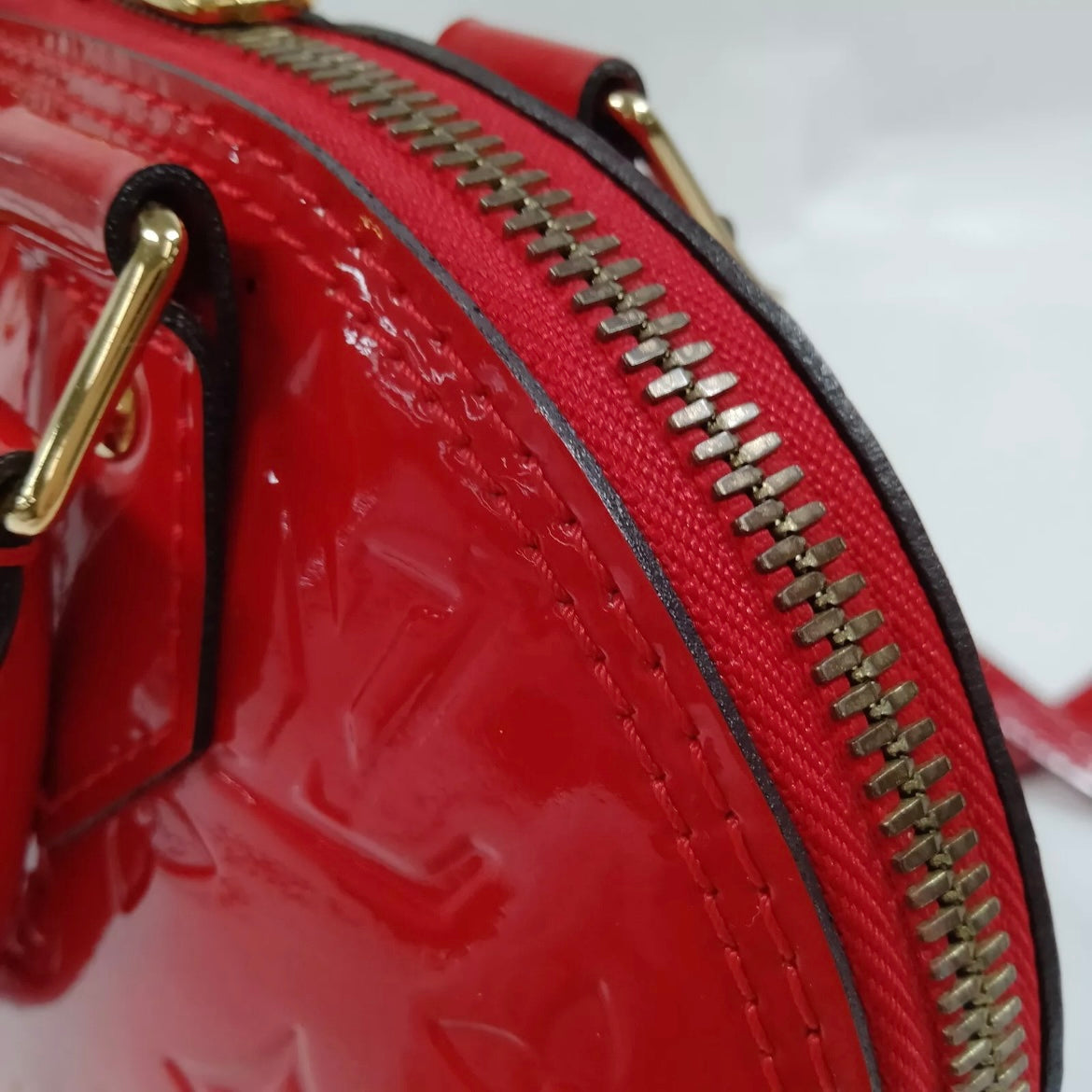 Louis Vuitton Vernis Alma BB