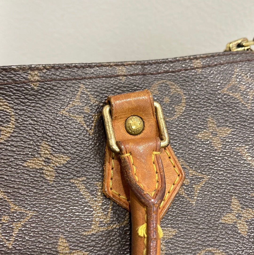 SOLD! Louis Vuitton Monogram Speedy 30