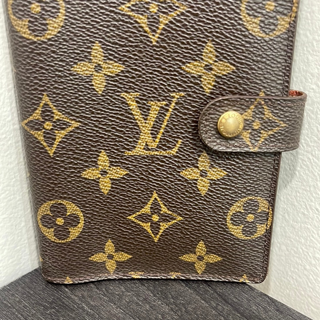 SOLD! Louis Vuitton Agenda PM
